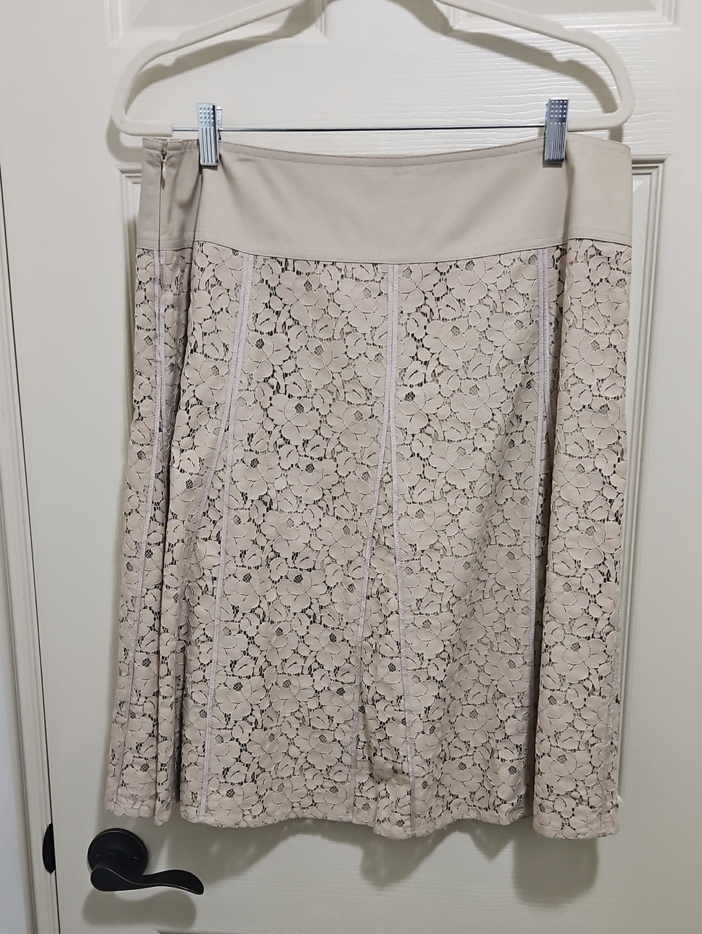Vibtage Neutral Tan Lace A-Line Skirt with Floral Overlay 14US Plus Size